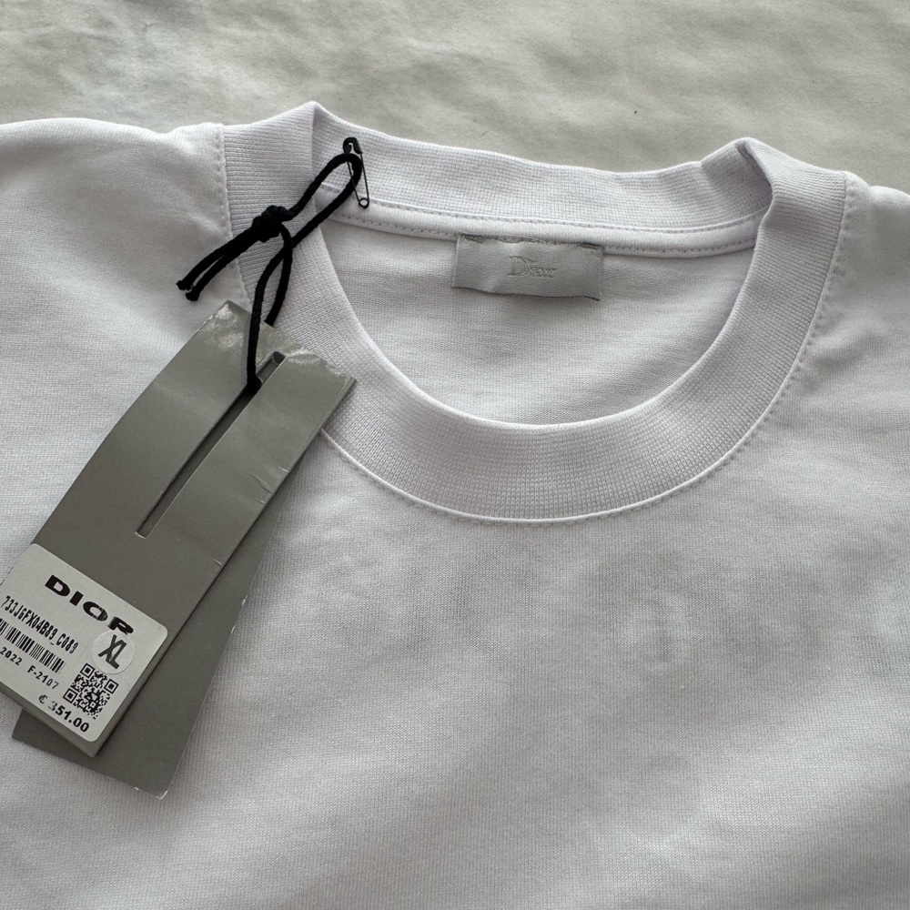 Dior White T-Shirt - Picture 7 of 8